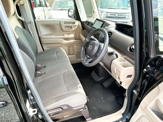 ホンダ Ｎ　ＢＯＸ ６６０ Ｇ H30年 (九州・沖縄) 99