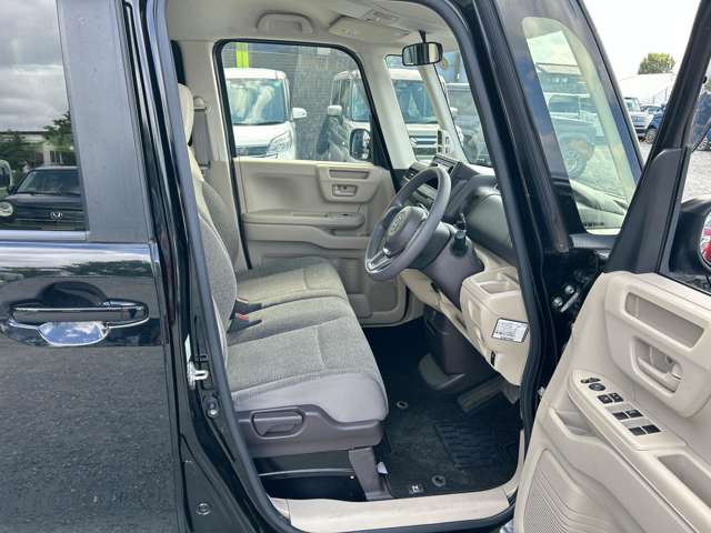 ホンダ Ｎ　ＢＯＸ ６６０ Ｇ H29年 (九州・沖縄) 99