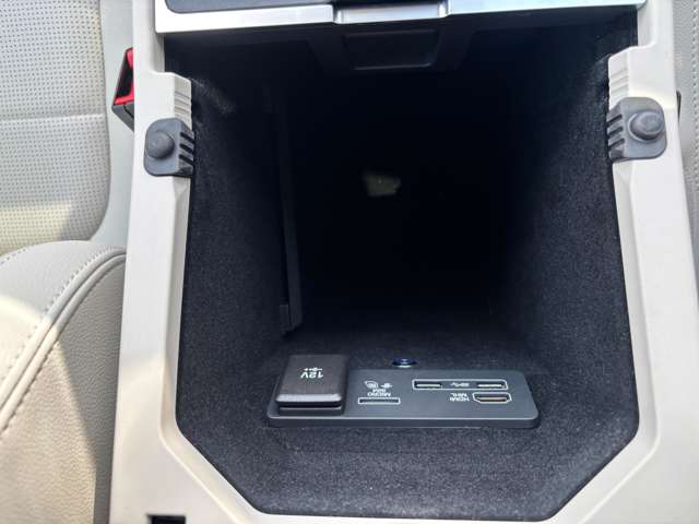 ジャガー Ｉペース ＨＳＥ ４ＷＤ R2年 (関東) 99