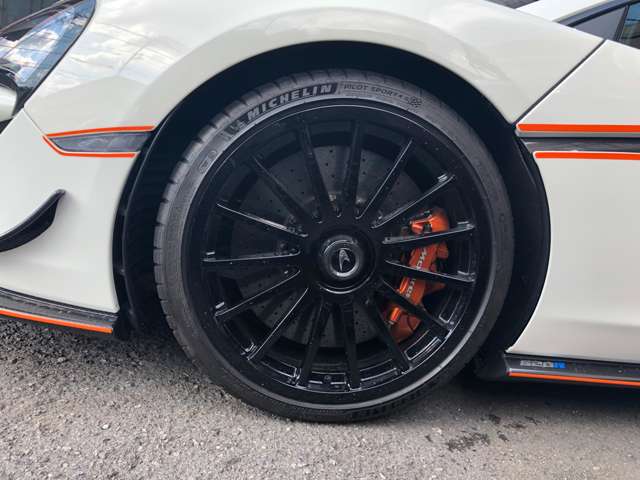 マクラーレン ６２０Ｒ ３．８ R2年 (関東) 99