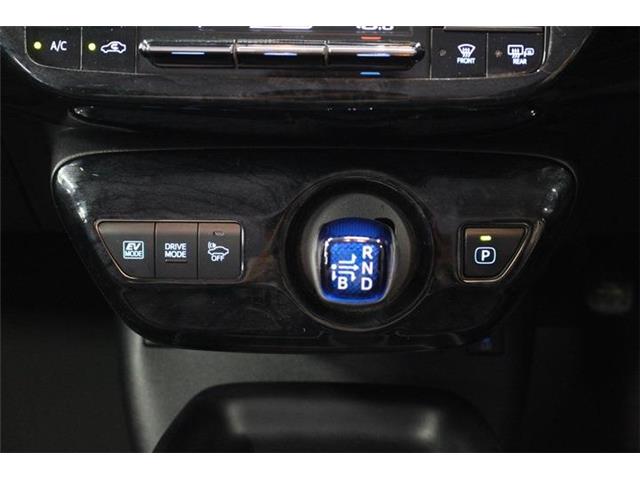 トヨタ プリウス １．８ Ｓ ツーリングセレクション Ｅ－ＦＯＵＲ ４ＷＤ H28年 (北海道) 99