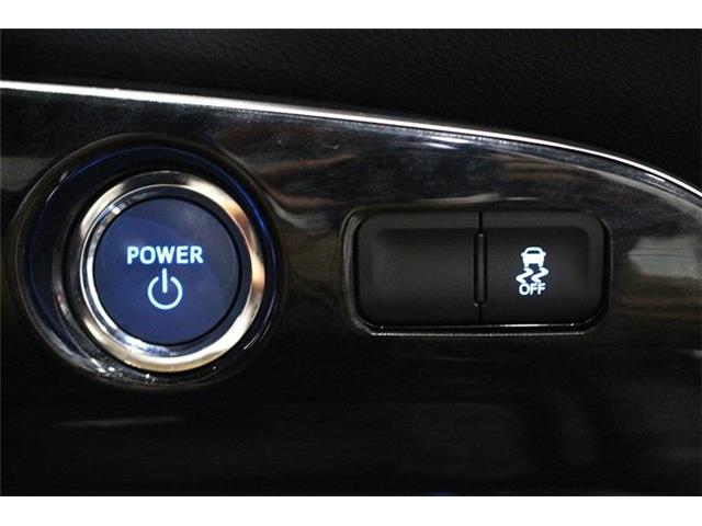 トヨタ プリウス １．８ Ｓ ツーリングセレクション Ｅ－ＦＯＵＲ ４ＷＤ H28年 (北海道) 99