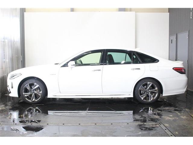 トヨタ クラウン　ハイブリッド ハイブリッド ２．５ ＲＳ ＦＯＵＲ ４ＷＤ R1年 (北海道) 99