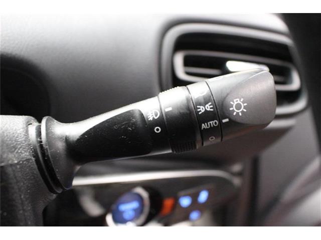 トヨタ プリウス １．８ Ｓ セーフティ プラス Ｅ－ＦＯＵＲ ４ＷＤ H30年 (北海道) 99