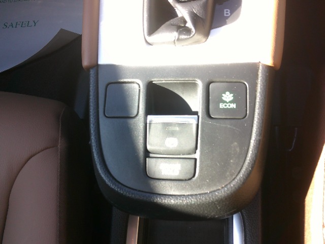 ホンダ フィット　ハイブリッド １．５ Ｅ：ＨＥＶ リュクス R3年 (東北) 99