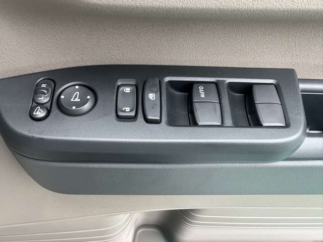 ホンダ Ｎ　ＢＯＸ ジョイ ６６０ モノトーン R7年 (東海) 99