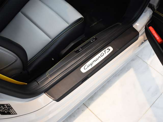 ポルシェ ７１８ケイマン ＧＴＳ　４．０ R2年 (関東) 99