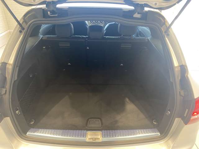 メルセデスベンツ Ｃクラスワゴン Ｃ２２０ Ｄ ローレウス エディション ディーゼルターボ H29年 (九州・沖縄) 99