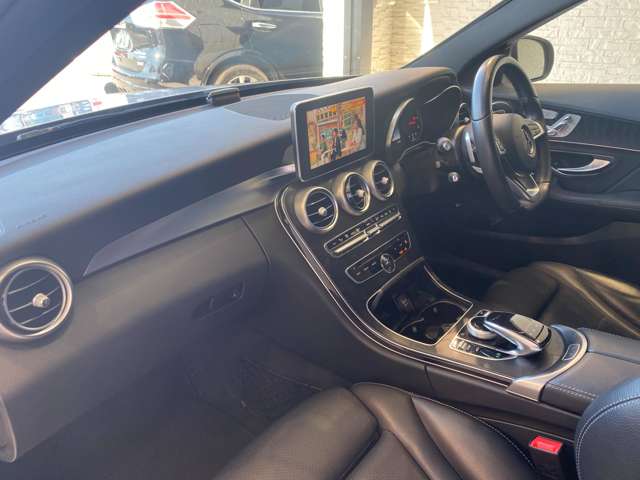 メルセデスベンツ Ｃクラスワゴン Ｃ２２０ Ｄ ローレウス エディション ディーゼルターボ H29年 (九州・沖縄) 99