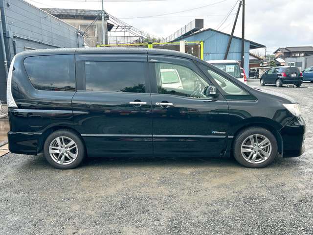 日産 セレナ ２．０ ライダー Ｓ－ＨＹＢＲＩＤ H25年 (九州・沖縄) 99