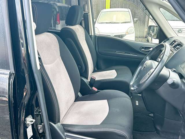 日産 セレナ ２．０ ライダー Ｓ－ＨＹＢＲＩＤ H25年 (九州・沖縄) 99