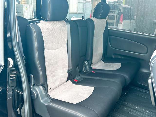 日産 セレナ ２．０ ライダー Ｓ－ＨＹＢＲＩＤ H25年 (九州・沖縄) 99