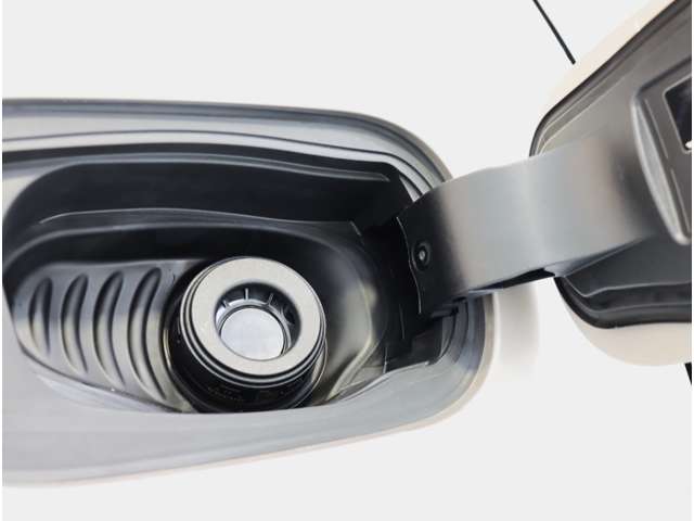 ボルボ ＸＣ９０ ウルトラ Ｔ８ ＡＷＤ プラグイン ハイブリッド ４ＷＤ R7年 (近畿) 99