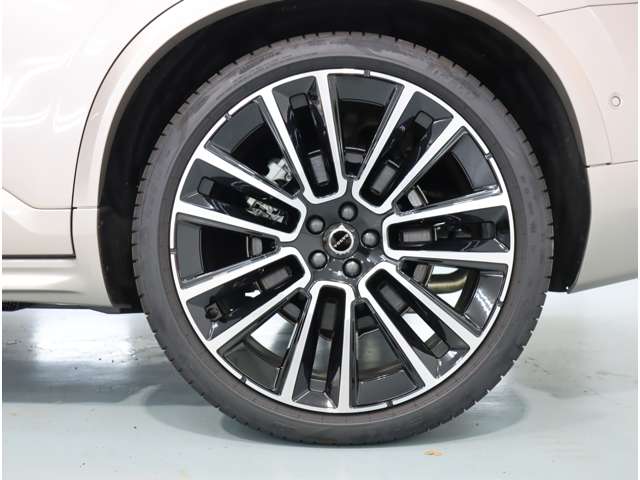 ボルボ ＸＣ９０ ウルトラ Ｔ８ ＡＷＤ プラグイン ハイブリッド ４ＷＤ R7年 (近畿) 99