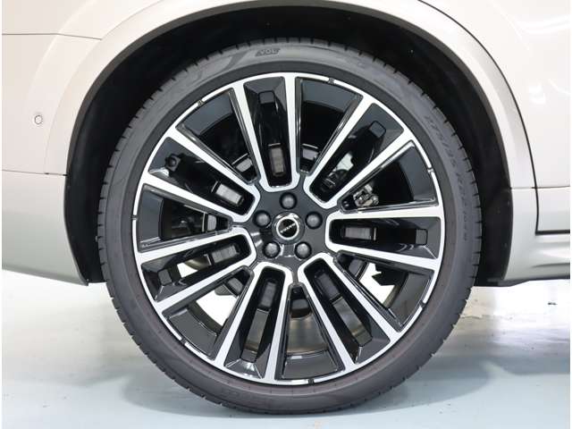 ボルボ ＸＣ９０ ウルトラ Ｔ８ ＡＷＤ プラグイン ハイブリッド ４ＷＤ R7年 (近畿) 99