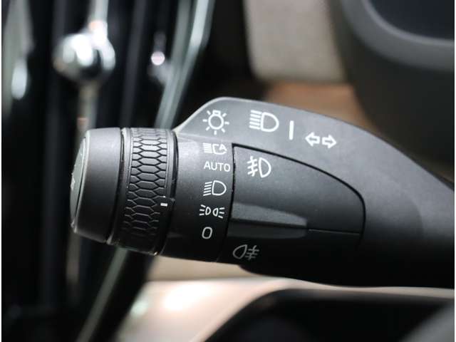 ボルボ ＸＣ９０ ウルトラ Ｔ８ ＡＷＤ プラグイン ハイブリッド ４ＷＤ R7年 (近畿) 99