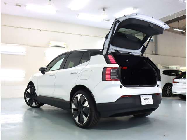 ボルボ ＥＸ３０ ウルトラシングルモーター　エクステンデッドレンジ R6年 (近畿) 99