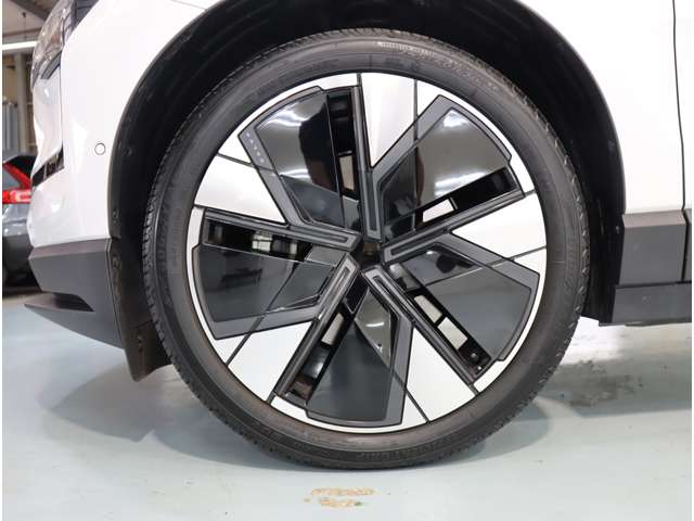 ボルボ ＥＸ３０ ウルトラシングルモーター　エクステンデッドレンジ R6年 (近畿) 99