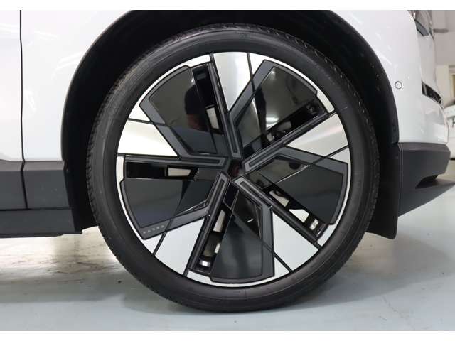 ボルボ ＥＸ３０ ウルトラシングルモーター　エクステンデッドレンジ R6年 (近畿) 99