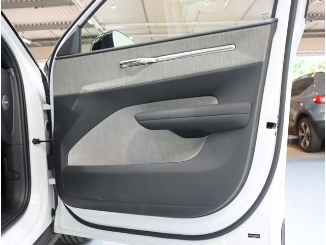 ボルボ ＥＸ３０ ウルトラシングルモーター　エクステンデッドレンジ R6年 (近畿) 99