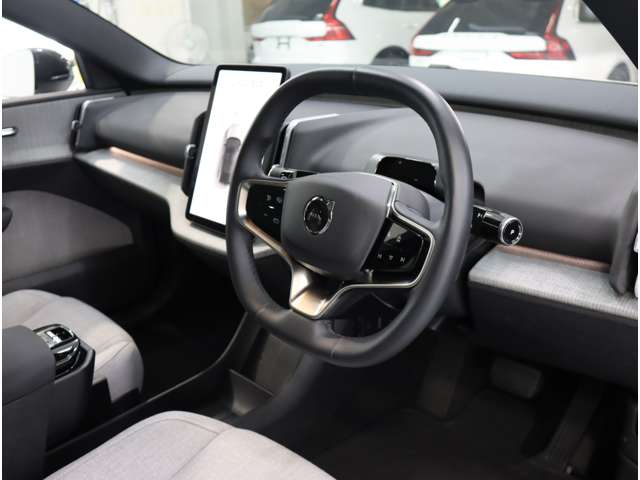 ボルボ ＥＸ３０ ウルトラシングルモーター　エクステンデッドレンジ R6年 (近畿) 99