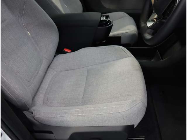 ボルボ ＥＸ３０ ウルトラシングルモーター　エクステンデッドレンジ R6年 (近畿) 99