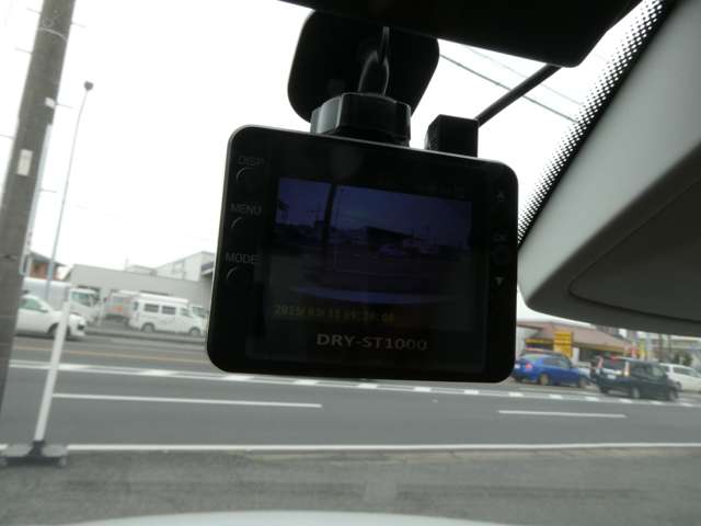 フォルクスワーゲン ゴルフヴァリアント ＴＳＩ　ハイライン H27年 (関東) 99