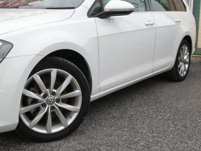 フォルクスワーゲン ゴルフヴァリアント ＴＳＩ　ハイライン H27年 (関東) 99