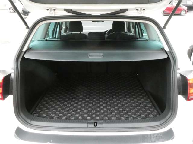 フォルクスワーゲン ゴルフヴァリアント ＴＳＩ　ハイライン H27年 (関東) 99