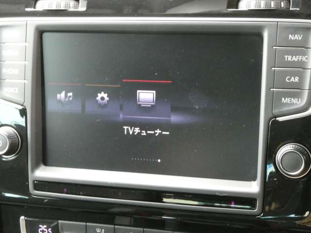 フォルクスワーゲン ゴルフヴァリアント ＴＳＩ　ハイライン H27年 (関東) 99