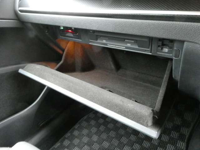 フォルクスワーゲン ゴルフヴァリアント ＴＳＩ　ハイライン H27年 (関東) 99