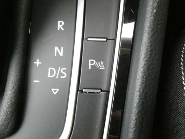 フォルクスワーゲン ゴルフヴァリアント ＴＳＩ　ハイライン H27年 (関東) 99