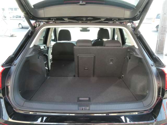 フォルクスワーゲン Ｔ－ＲＯＣ ＴＳＩ スタイル デザイン パッケージ R3年 (関東) 99