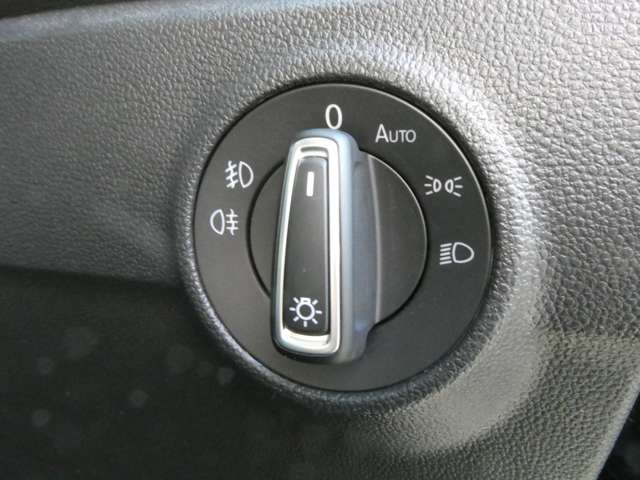 フォルクスワーゲン Ｔ－ＲＯＣ ＴＳＩ スタイル デザイン パッケージ R3年 (関東) 99