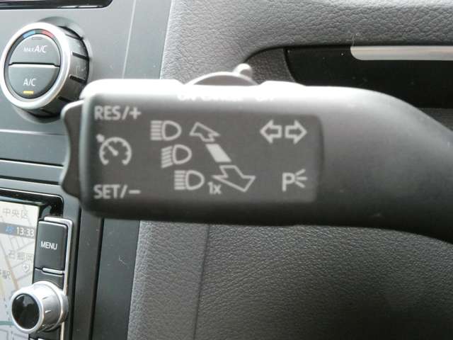 フォルクスワーゲン ゴルフトゥーラン ＴＳＩ　ハイライン H26年 (関東) 99