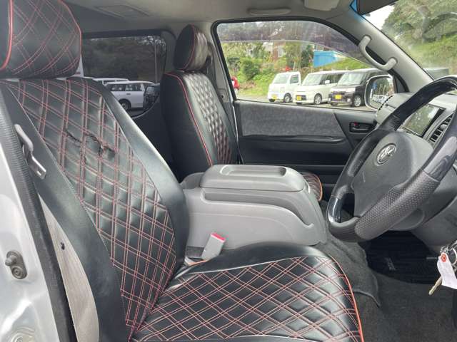 トヨタ ハイエースバン ２．５ スーパーＧＬ ロング ディーゼルターボ ４ＷＤ H16年 (東北) 99