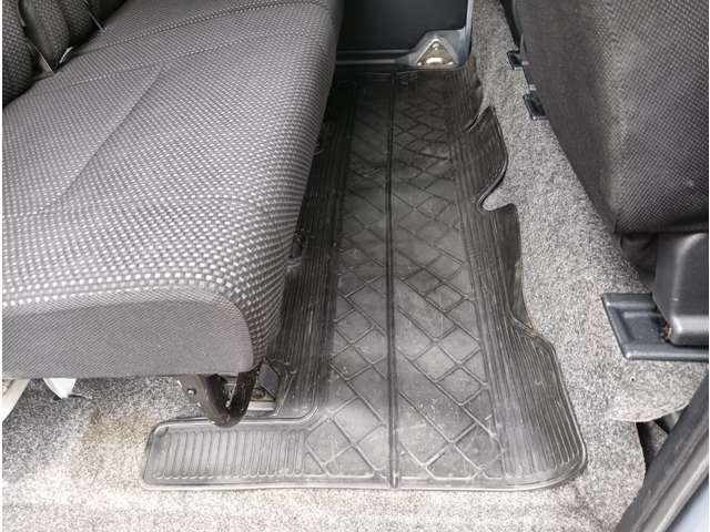 ダイハツ ハイゼットカーゴ ６６０ クルーズ ＳＡＩＩＩ ハイルーフ ４ＷＤ H30年 (甲信越・北陸) 99