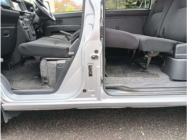 ダイハツ ハイゼットカーゴ ６６０ クルーズ ＳＡＩＩＩ ハイルーフ ４ＷＤ H30年 (甲信越・北陸) 99