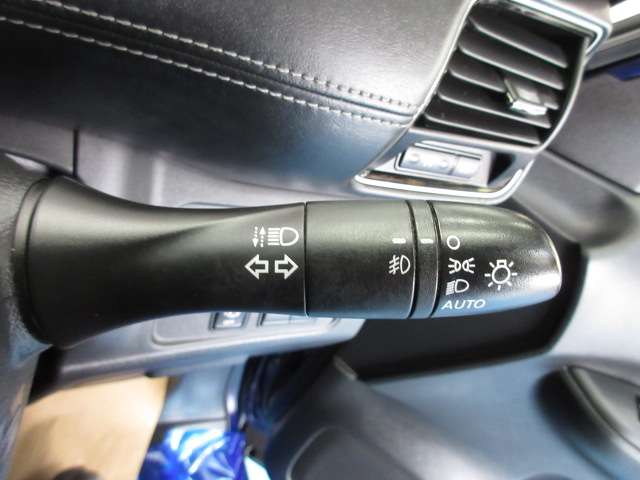 日産 セレナ １．２ Ｅ－ＰＯＷＥＲ ハイウェイスター Ｖ R1年 (九州・沖縄) 99