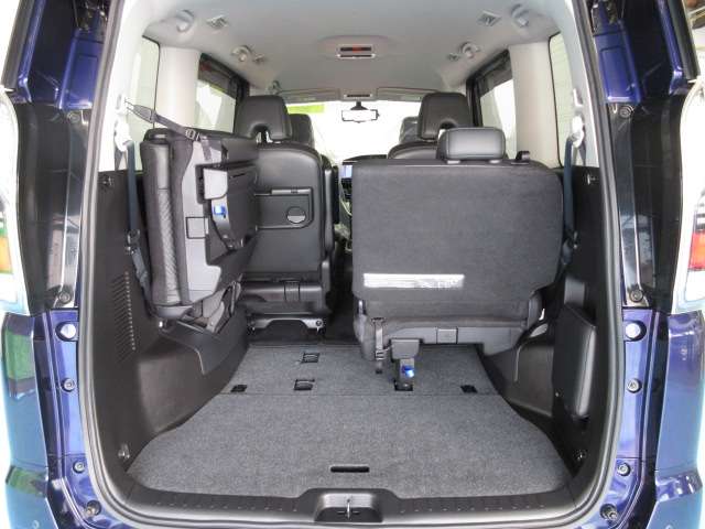 日産 セレナ １．２ Ｅ－ＰＯＷＥＲ ハイウェイスター Ｖ R1年 (九州・沖縄) 99