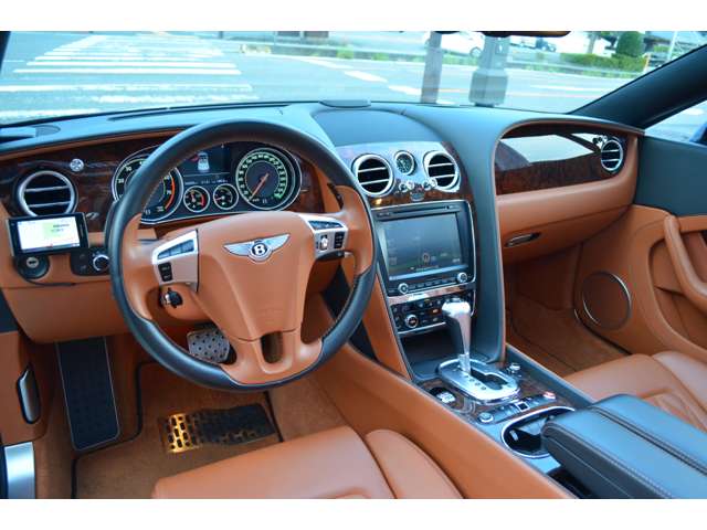 ベントレー コンチネンタルＧＴコンバーチブル ６．０ ４ＷＤ H27年 (関東) 99