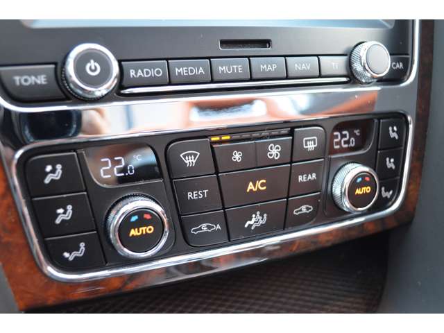 ベントレー コンチネンタルＧＴコンバーチブル ６．０ ４ＷＤ H27年 (関東) 99