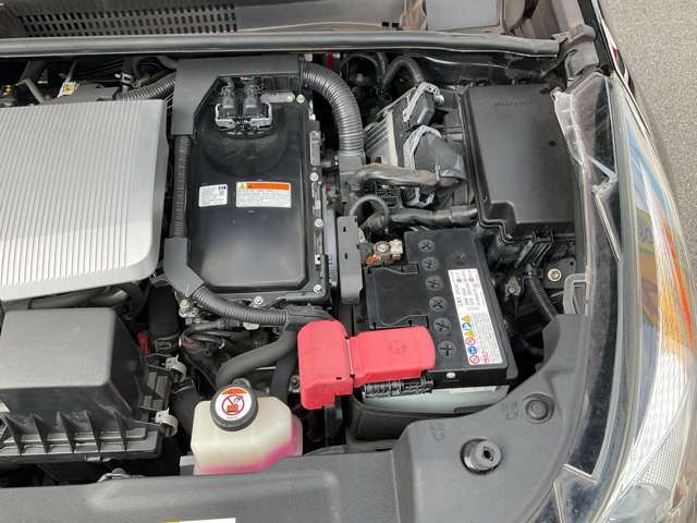 トヨタ プリウス １．８ Ａ プレミアム ツーリングセレクション H28年 (東北) 99