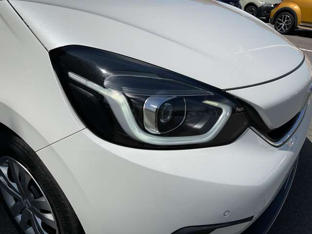 ホンダ フィット　ハイブリッド １．５ Ｅ：ＨＥＶ ホーム R3年 (東北) 99