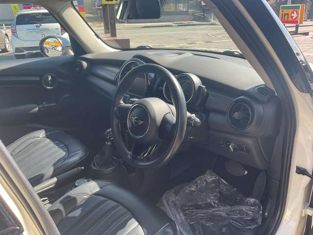 ミニ ミニ クーパーＤ ５ドア H28年 (東北) 99