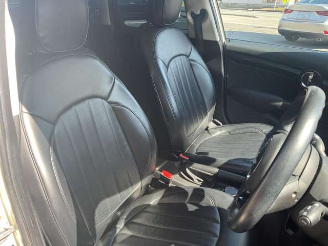 ミニ ミニ クーパーＤ ５ドア H28年 (東北) 99