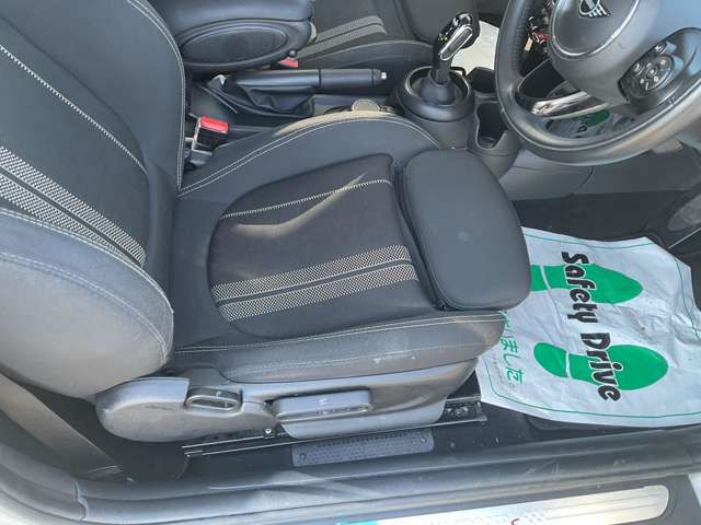 ミニ ミニ クーパーＳ ３ドア ＤＣＴ R1年 (東北) 99