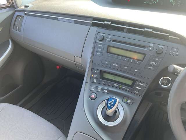 トヨタ プリウス １．８ Ｓ H22年 (東北) 99