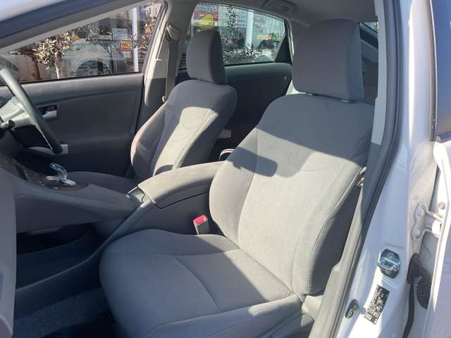 トヨタ プリウス １．８ Ｓ H22年 (東北) 99