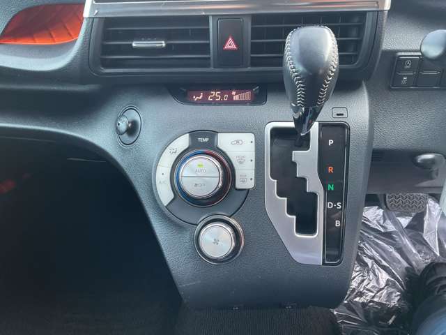 トヨタ シエンタ １．５ Ｇ H27年 (東北) 99